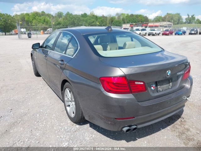 Photo 2 VIN: WBAXH5C53CDW05541 - BMW 528I 