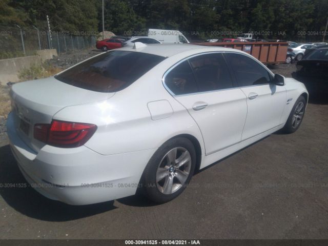 Photo 3 VIN: WBAXH5C53CDW06172 - BMW 5 