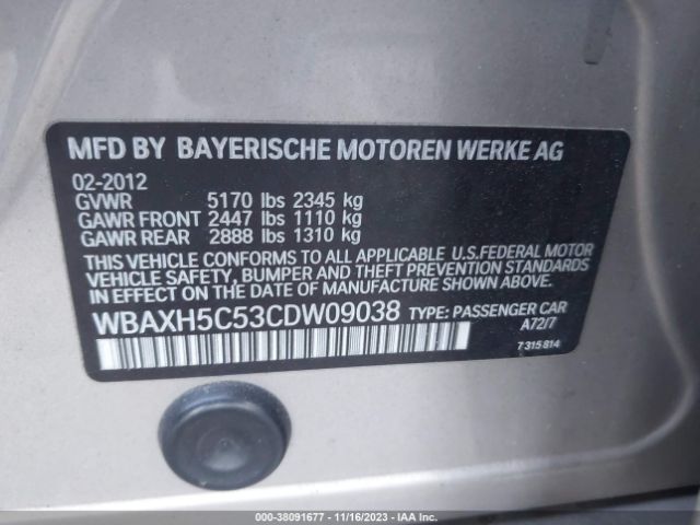 Photo 8 VIN: WBAXH5C53CDW09038 - BMW 528I 