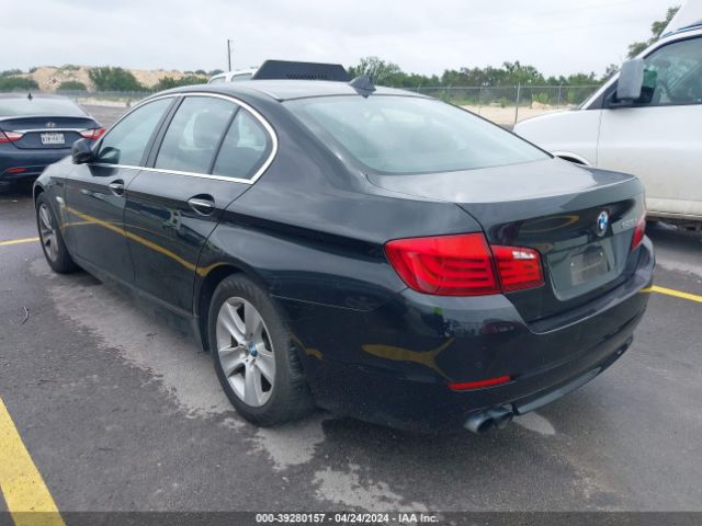 Photo 2 VIN: WBAXH5C53CDW10495 - BMW 528I 