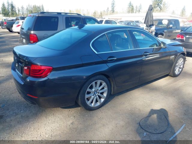 Photo 3 VIN: WBAXH5C53CDW11002 - BMW 528I 