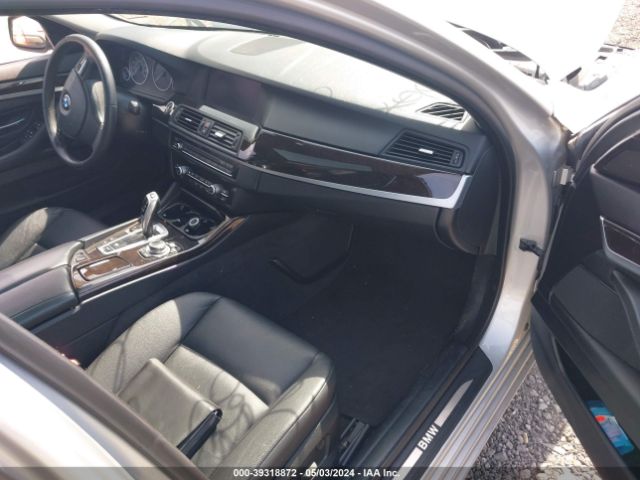 Photo 4 VIN: WBAXH5C54CDW11333 - BMW 528I 