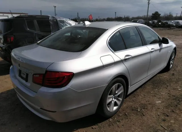 Photo 3 VIN: WBAXH5C55CDW04598 - BMW 5 SERIES 