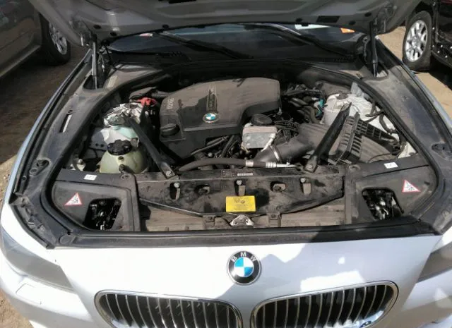 Photo 9 VIN: WBAXH5C55CDW04598 - BMW 5 SERIES 