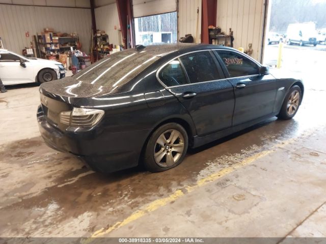 Photo 3 VIN: WBAXH5C55CDW04892 - BMW 528I 