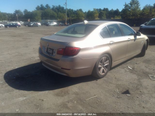 Photo 3 VIN: WBAXH5C55CDW05914 - BMW 5 SERIES 