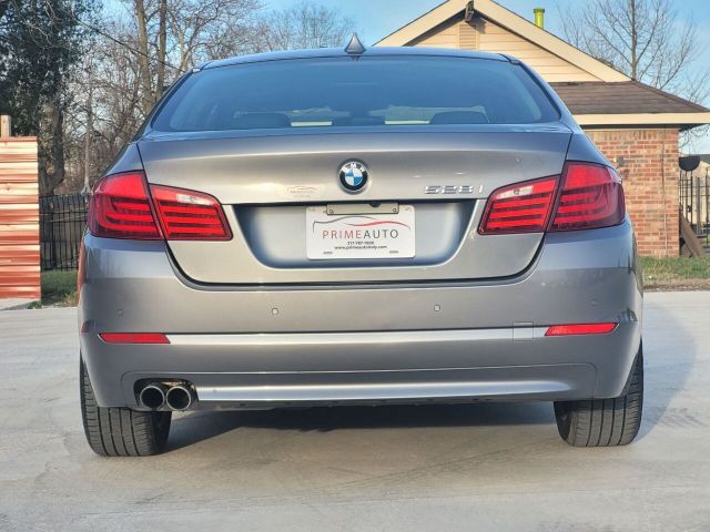 Photo 3 VIN: WBAXH5C55CDW06268 - BMW 5 SERIES 