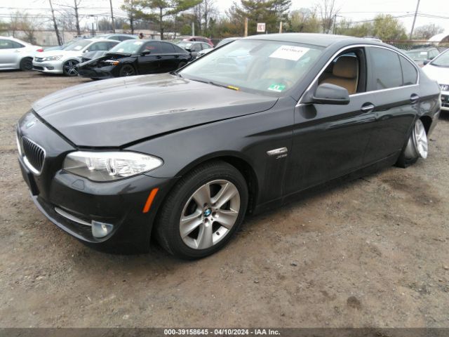 Photo 1 VIN: WBAXH5C55CDW06917 - BMW 528I 