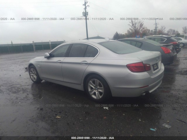 Photo 2 VIN: WBAXH5C55CDW07145 - BMW 5 