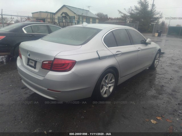 Photo 3 VIN: WBAXH5C55CDW07145 - BMW 5 