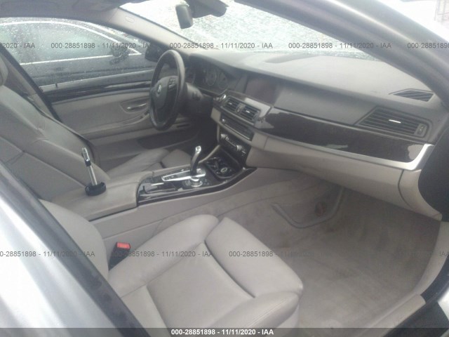 Photo 4 VIN: WBAXH5C55CDW07145 - BMW 5 