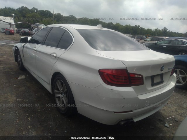 Photo 2 VIN: WBAXH5C55CDW07257 - BMW 528I 