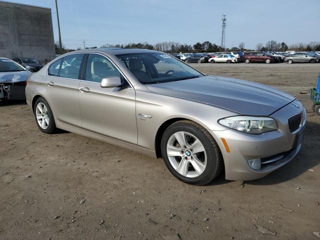 Photo 3 VIN: WBAXH5C55CDW10014 - BMW 5 SERIES 