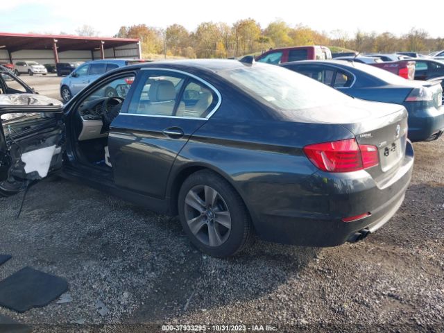 Photo 2 VIN: WBAXH5C55DD108623 - BMW 528I 