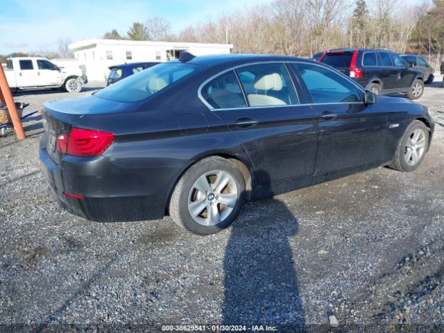 Photo 3 VIN: WBAXH5C55DD110999 - BMW 528I 