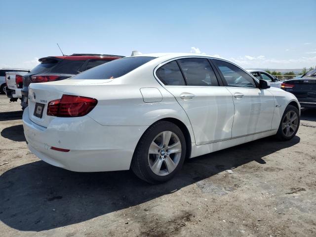 Photo 2 VIN: WBAXH5C55DDW11777 - BMW 5 SERIES 