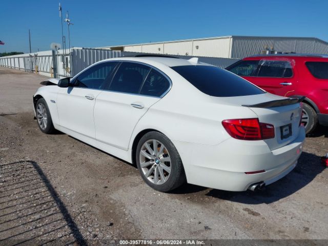 Photo 2 VIN: WBAXH5C55DDW15733 - BMW 528XI 