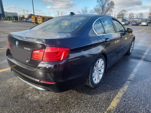 Photo 3 VIN: WBAXH5C56CDW02942 - BMW 5 SERIES 