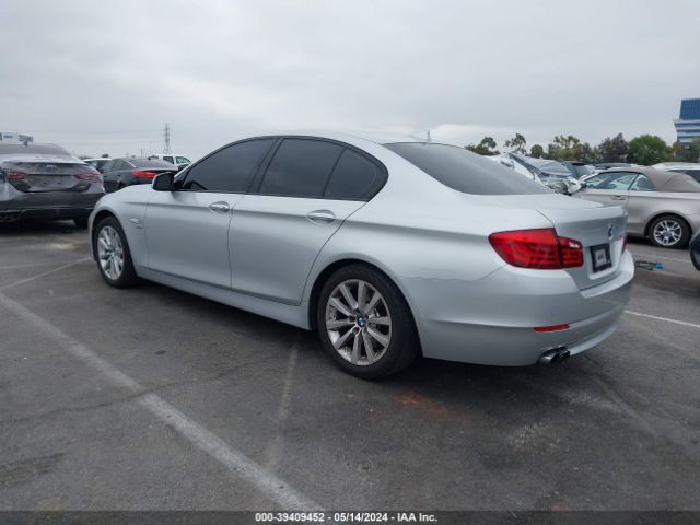 Photo 2 VIN: WBAXH5C56CDW04464 - BMW 528I 