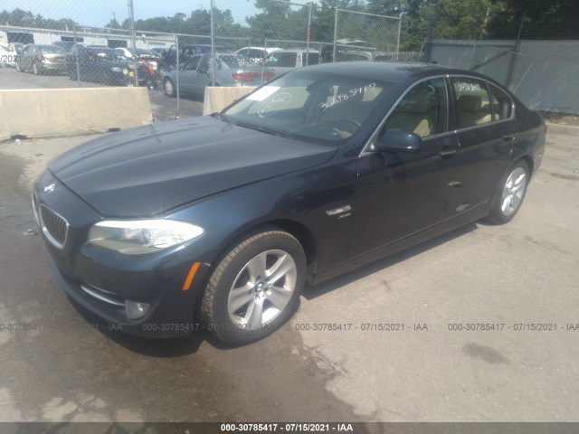 Photo 1 VIN: WBAXH5C56CDW04528 - BMW 5 