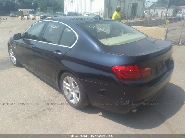 Photo 2 VIN: WBAXH5C56CDW04528 - BMW 5 