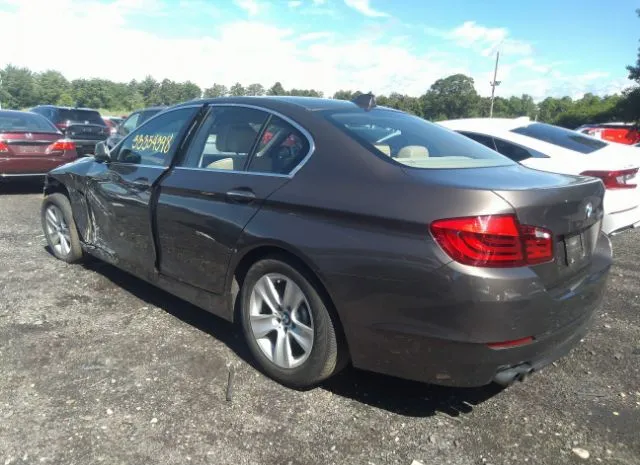 Photo 2 VIN: WBAXH5C56CDW04898 - BMW 5 SERIES 