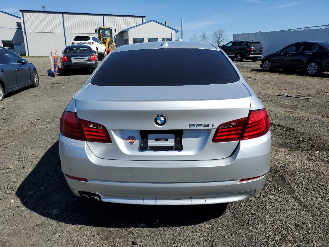 Photo 5 VIN: WBAXH5C56CDW10328 - BMW 5ER 