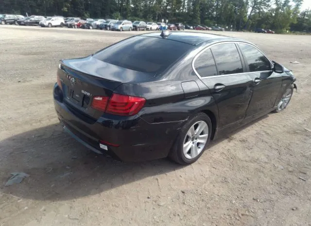 Photo 3 VIN: WBAXH5C56DD113975 - BMW 5 SERIES 