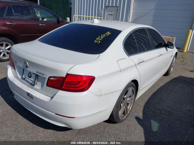 Photo 3 VIN: WBAXH5C56DDW12758 - BMW 528XI 