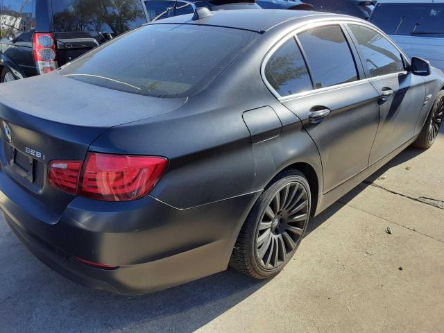 Photo 3 VIN: WBAXH5C57CDW04893 - BMW 528XI 