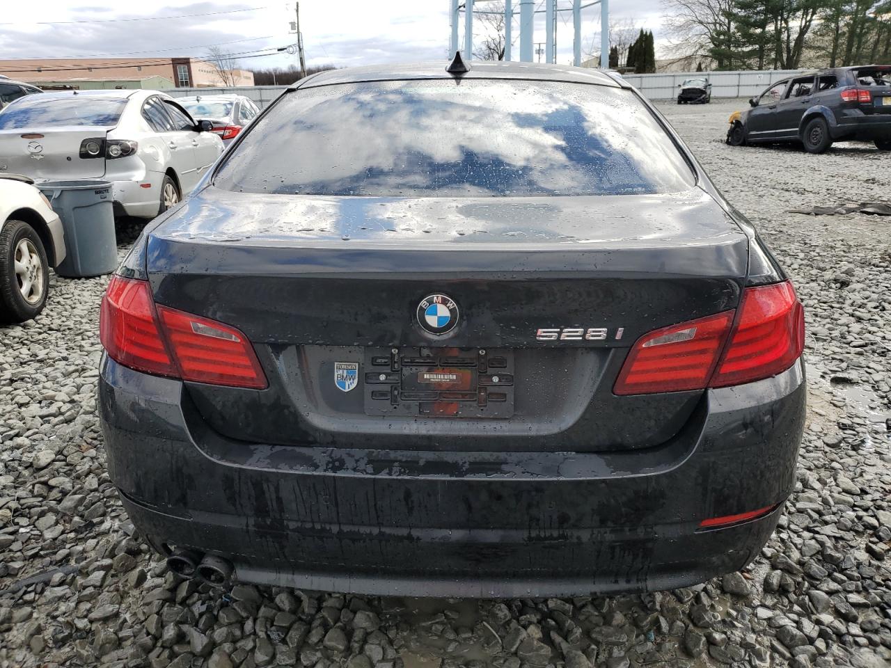 Photo 5 VIN: WBAXH5C57CDW10497 - BMW 528 