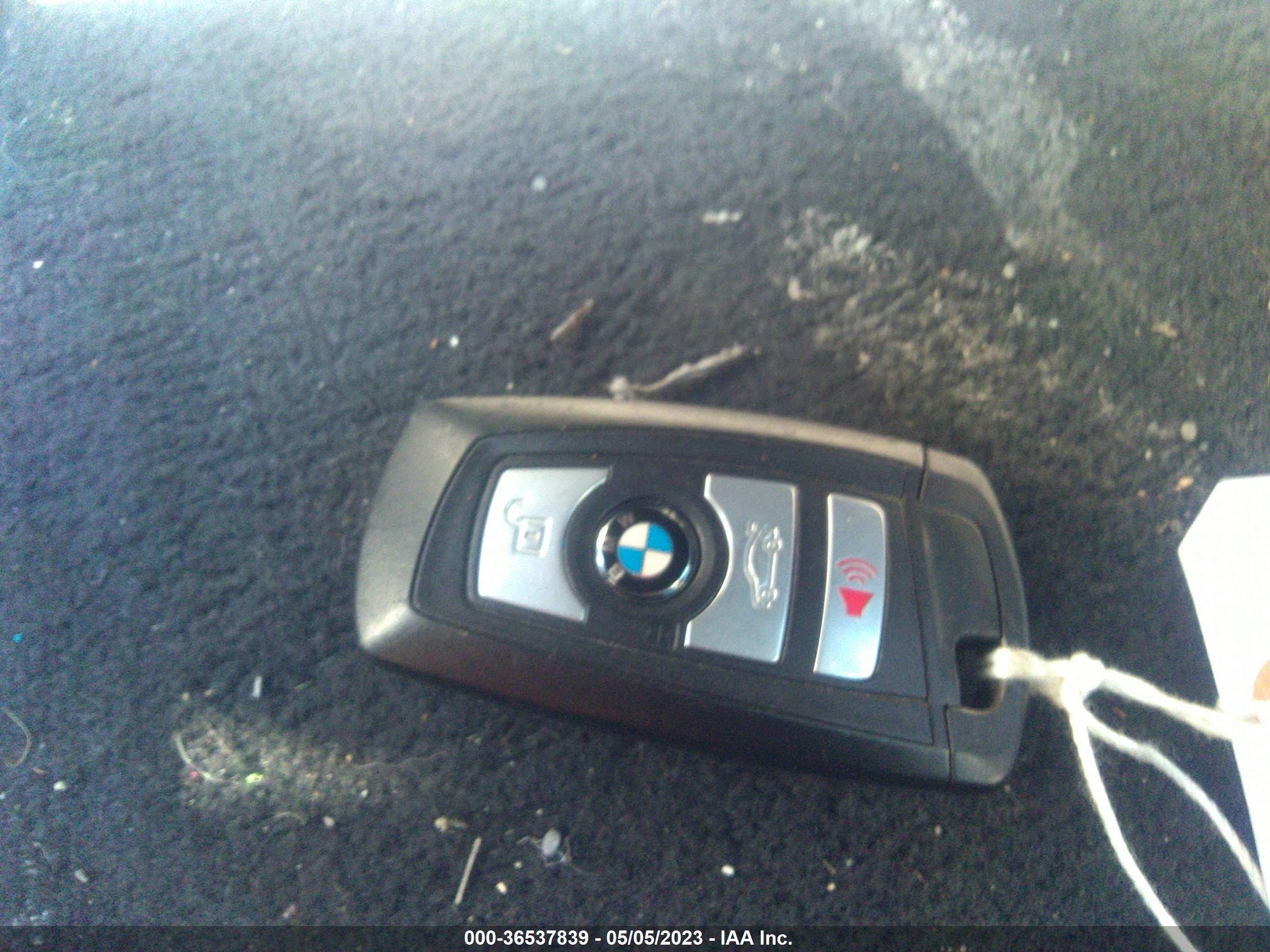 Photo 10 VIN: WBAXH5C57DD108090 - BMW 5ER 