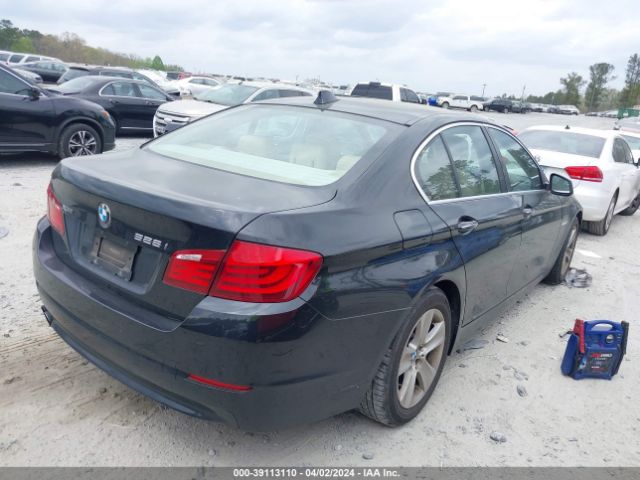 Photo 3 VIN: WBAXH5C57DD112348 - BMW 528I 