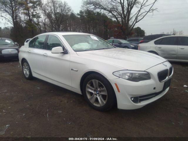 Photo 0 VIN: WBAXH5C57DDW13045 - BMW 528I 