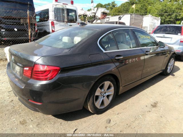 Photo 3 VIN: WBAXH5C58CDW05227 - BMW 5 SERIES 