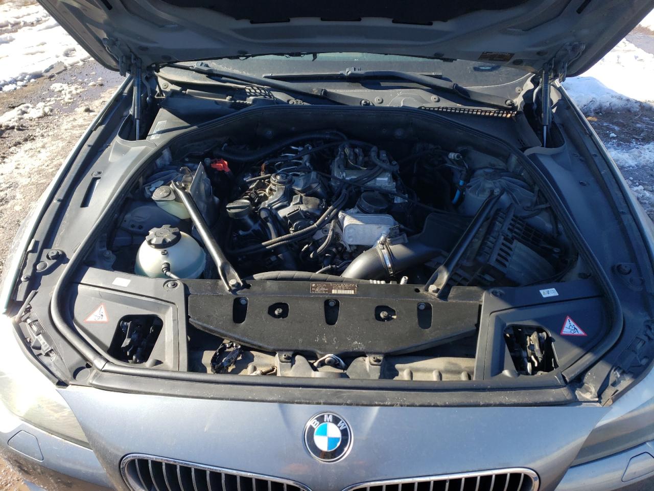 Photo 10 VIN: WBAXH5C58CDW06779 - BMW 5ER 