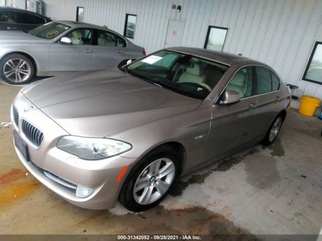 Photo 1 VIN: WBAXH5C58CDW06992 - BMW 5 