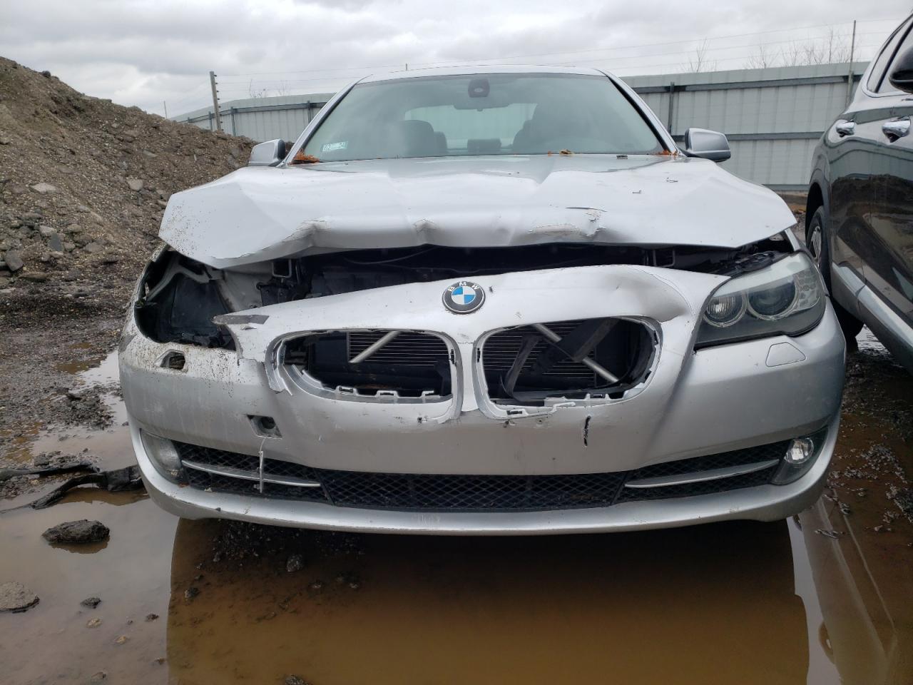 Photo 4 VIN: WBAXH5C58CDW11643 - BMW 5ER 