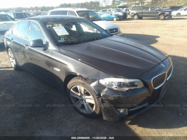 Photo 0 VIN: WBAXH5C58DD114514 - BMW 5 