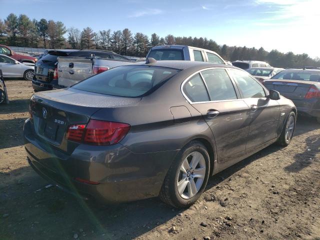 Photo 3 VIN: WBAXH5C58DDW15743 - BMW 528I 