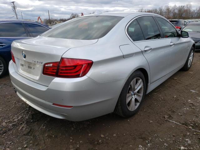 Photo 2 VIN: WBAXH5C59CDW02417 - BMW 528 XI 