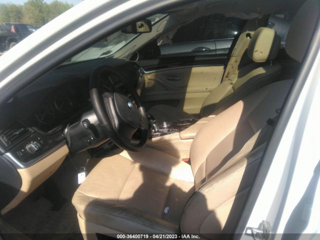 Photo 4 VIN: WBAXH5C59CDW06161 - BMW 528I 