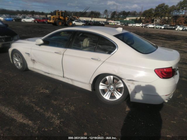 Photo 2 VIN: WBAXH5C59CDW09366 - BMW 528I 