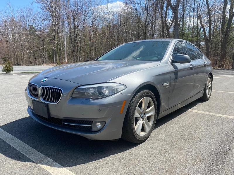 Photo 1 VIN: WBAXH5C59CDW09612 - BMW 528 XI 