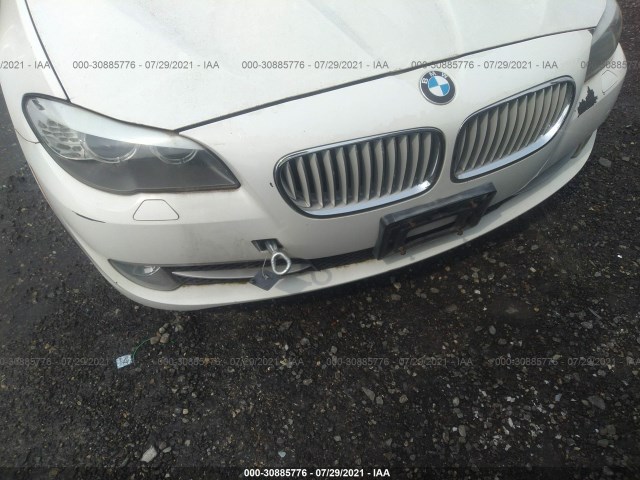 Photo 5 VIN: WBAXH5C59CDW09769 - BMW 5 