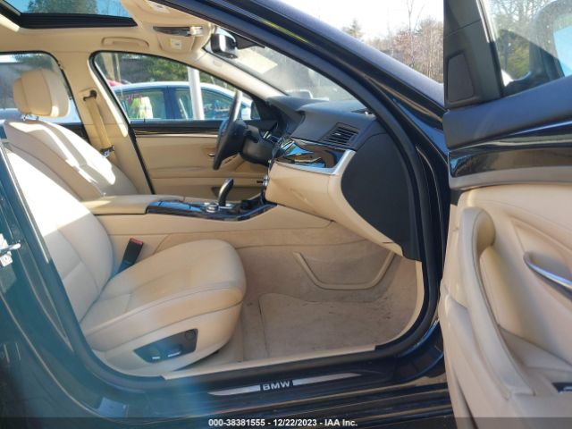 Photo 4 VIN: WBAXH5C59CDW10520 - BMW 528I 