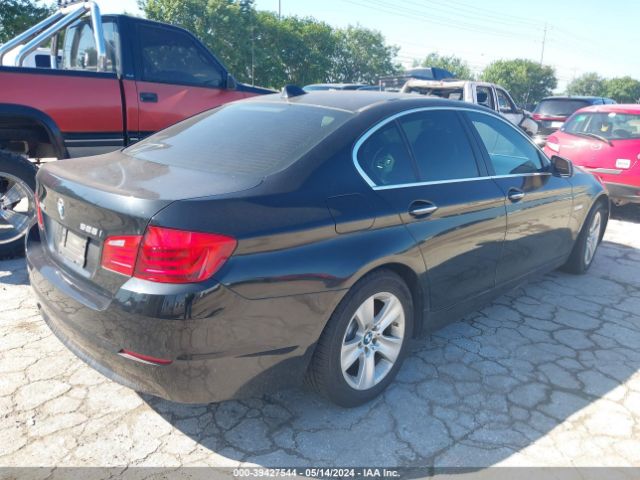 Photo 3 VIN: WBAXH5C59DDW16495 - BMW 528 