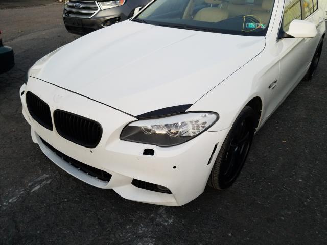 Photo 8 VIN: WBAXH5C5XCDW02250 - BMW 528XI 