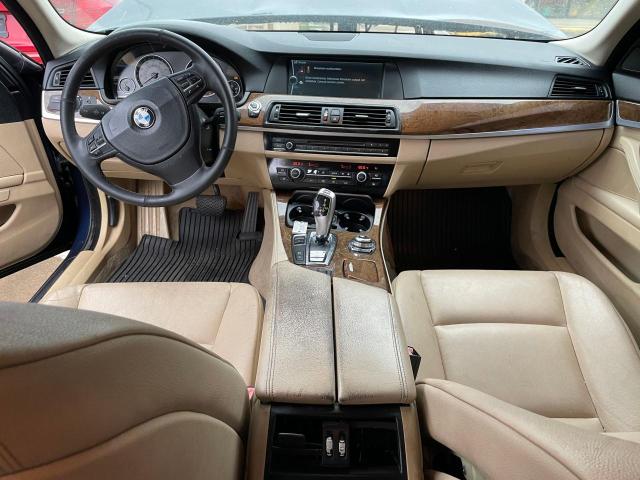 Photo 8 VIN: WBAXH5C5XCDW05522 - BMW 528 XI 