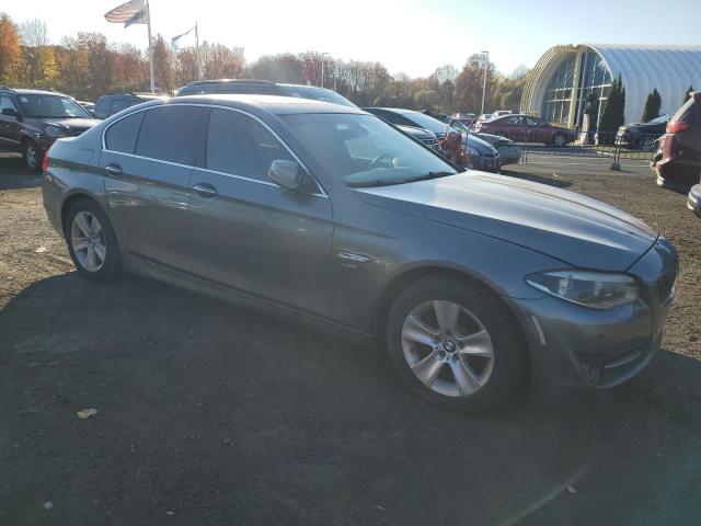 Photo 3 VIN: WBAXH5C5XCDW07173 - BMW 528 XI 